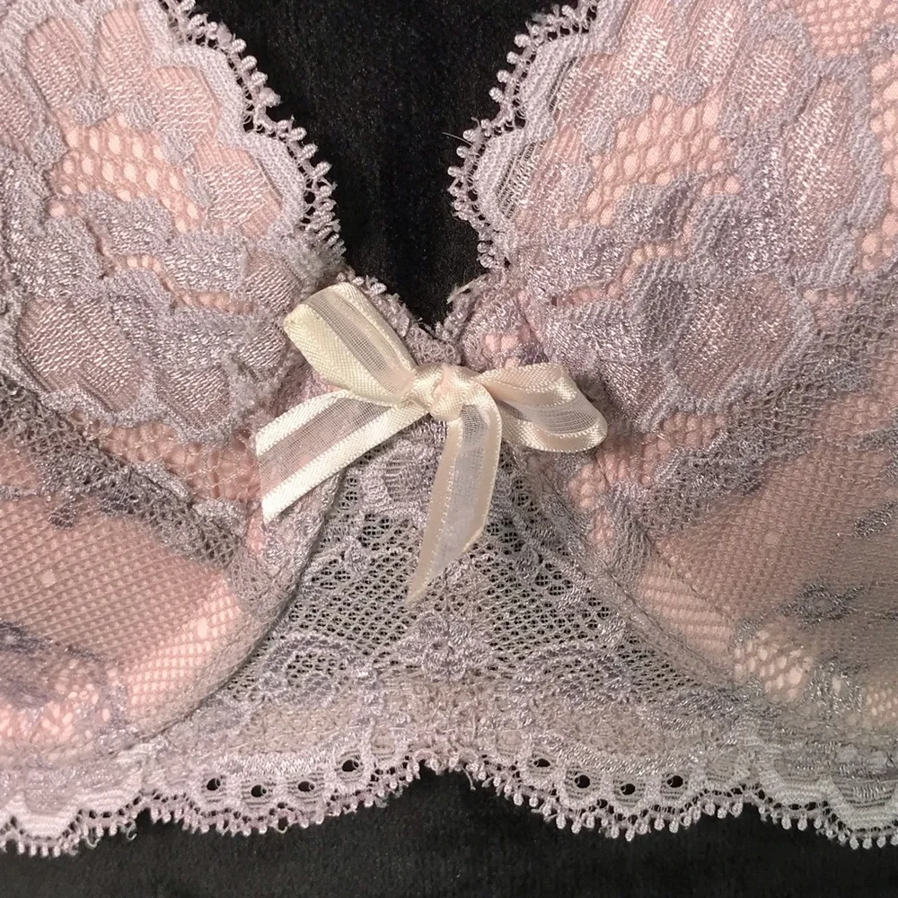 Victoria’s Secret Angels Lace Underwire Bra 34DD Mauve Floral Lace Lined Cups